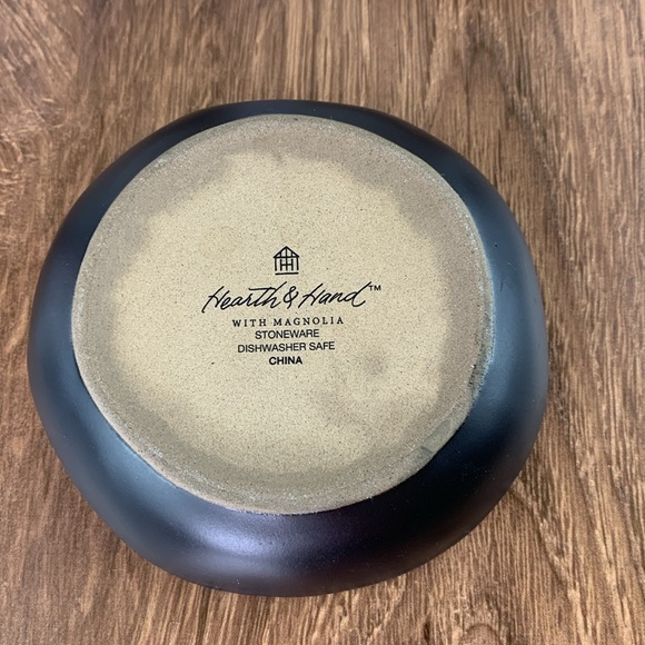 Hearth & Hand with Magnolia White pepper and Salt Stoneware with spoon rest - Picture 3 of 13